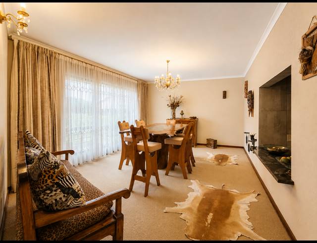 3 BEDROOM HOUSE FOR SALE IN THREE RIVERS EAST
